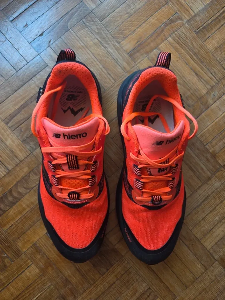 Used New Balance Hierro V9 Gore Tex bike — image 3 of 7