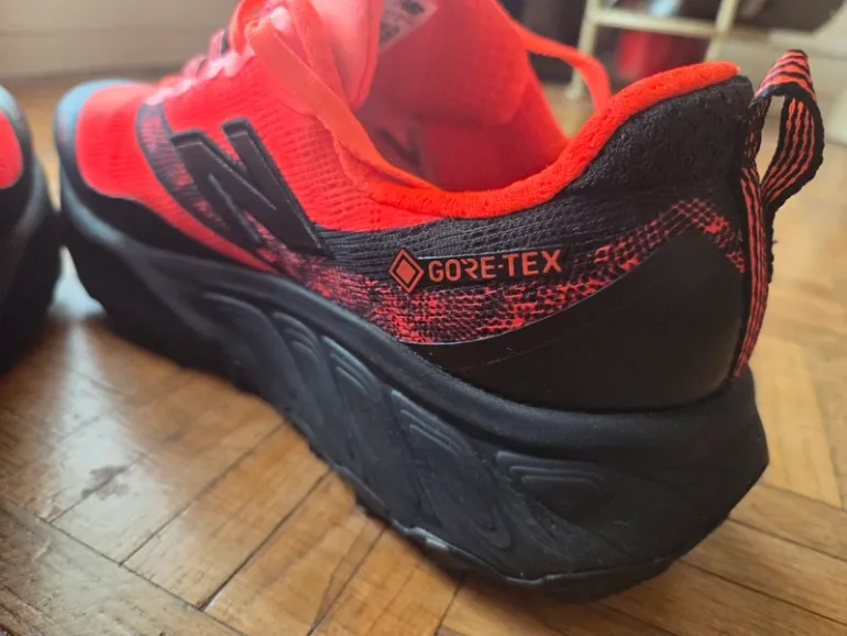 Used New Balance Hierro V9 Gore Tex bike — image 6 of 7