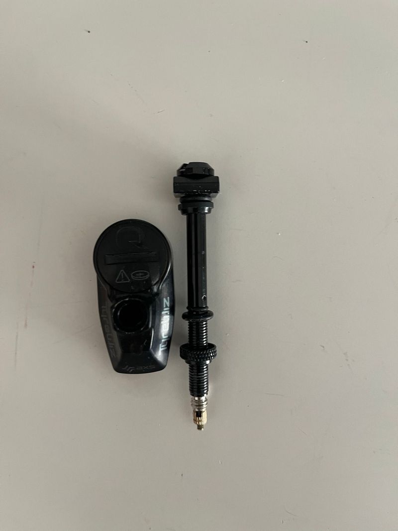 Used sram quarq Tyrewiz 2.0 - Single Unit 2025 Cycling Accessories