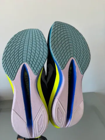 Used Nike Zoomx Vaporfly Next% 4 bike — image 3 of 4