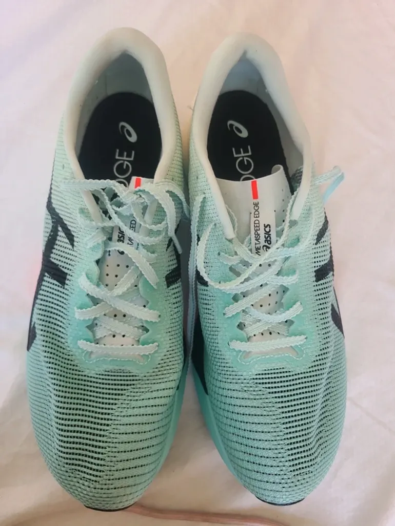 Used Asics Metaspeed Edge Paris bike — image 9 of 10
