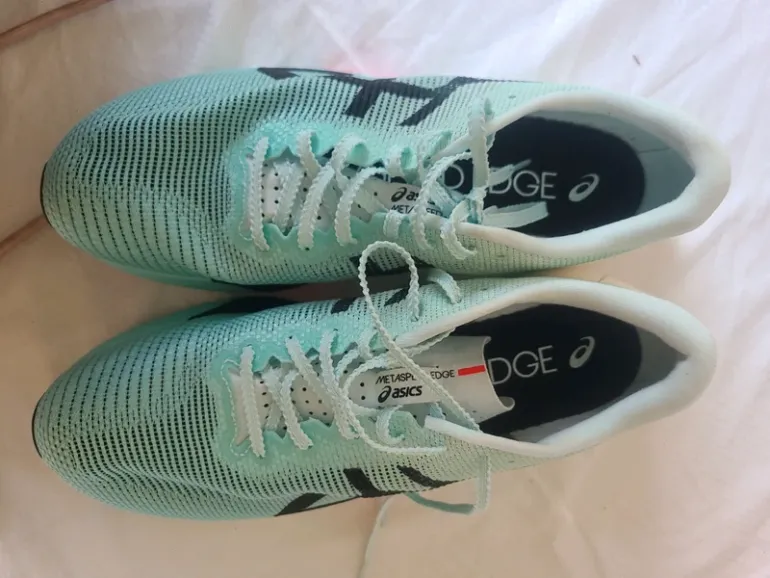 Used Asics Metaspeed Edge Paris bike — image 6 of 10
