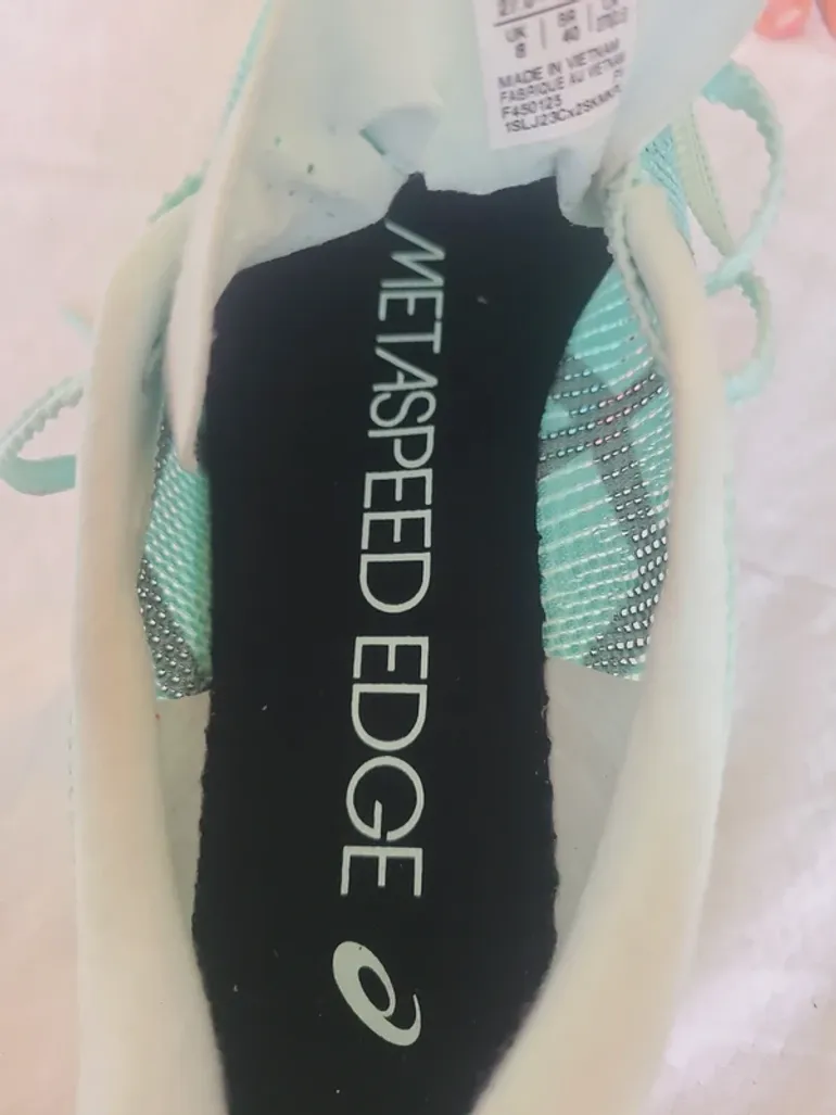 Used Asics Metaspeed Edge Paris bike — image 8 of 10