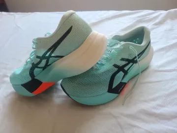 Used Asics Metaspeed Edge Paris bike — image 4 of 10