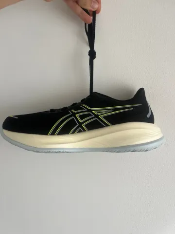 Used Asics Gel-Cumulus 26 bike — image 3 of 5
