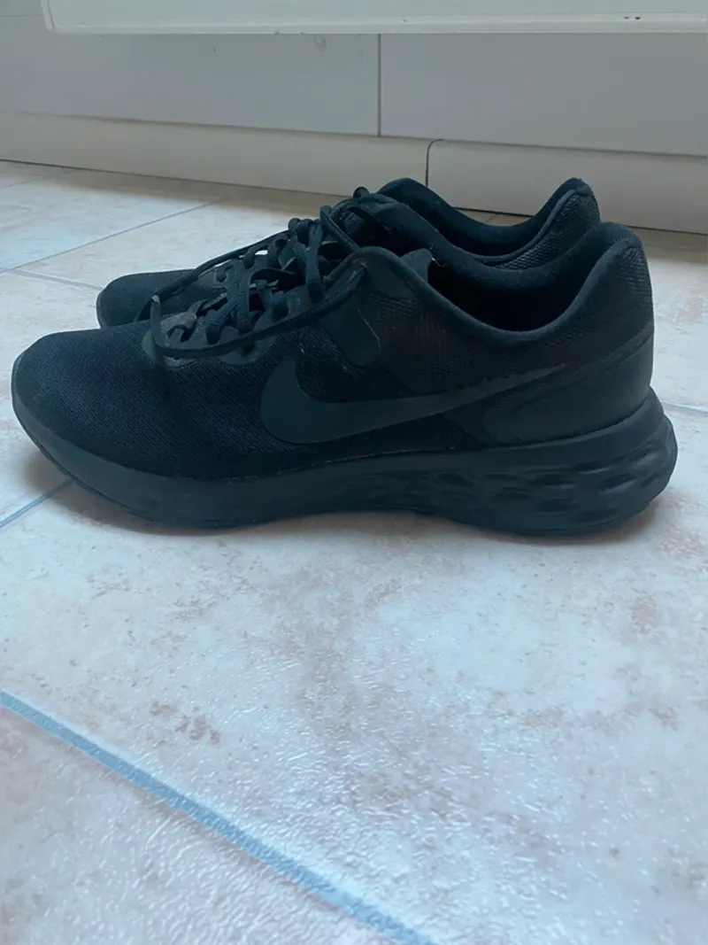 Used Nike Sportschoenen Running Shoes