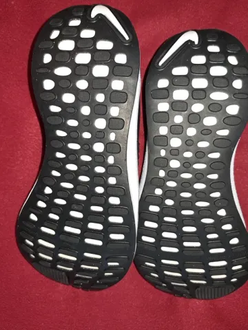 Used Nike React Infinity 4run bike — image 6 of 7