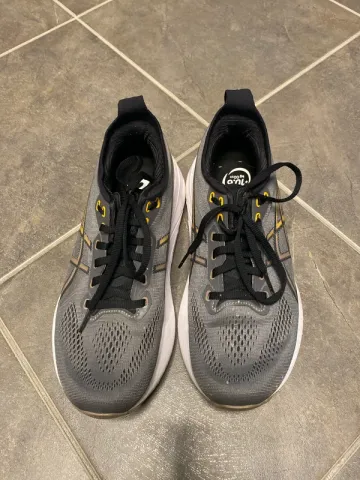 Used Asics Gel Kayano 31 bike — image 1 of 6