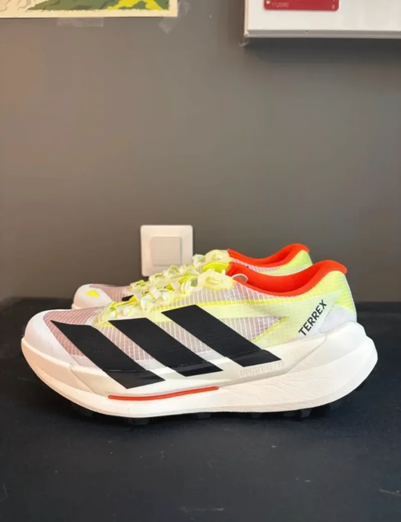 Used Adidas Agravic TT Running Shoes