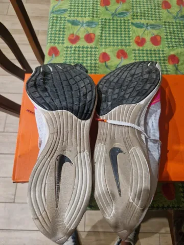 Used Nike ZoomX Vaporfly Next% 2 bike — image 3 of 7