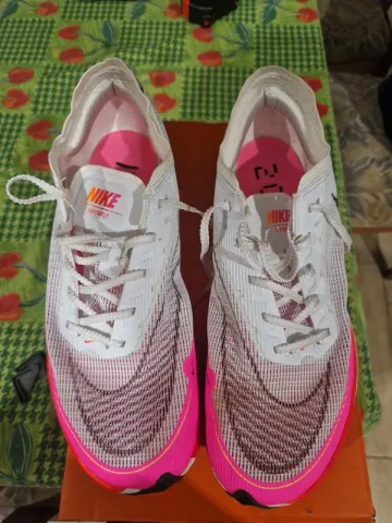 Used Nike ZoomX Vaporfly Next% 2 bike — image 7 of 7