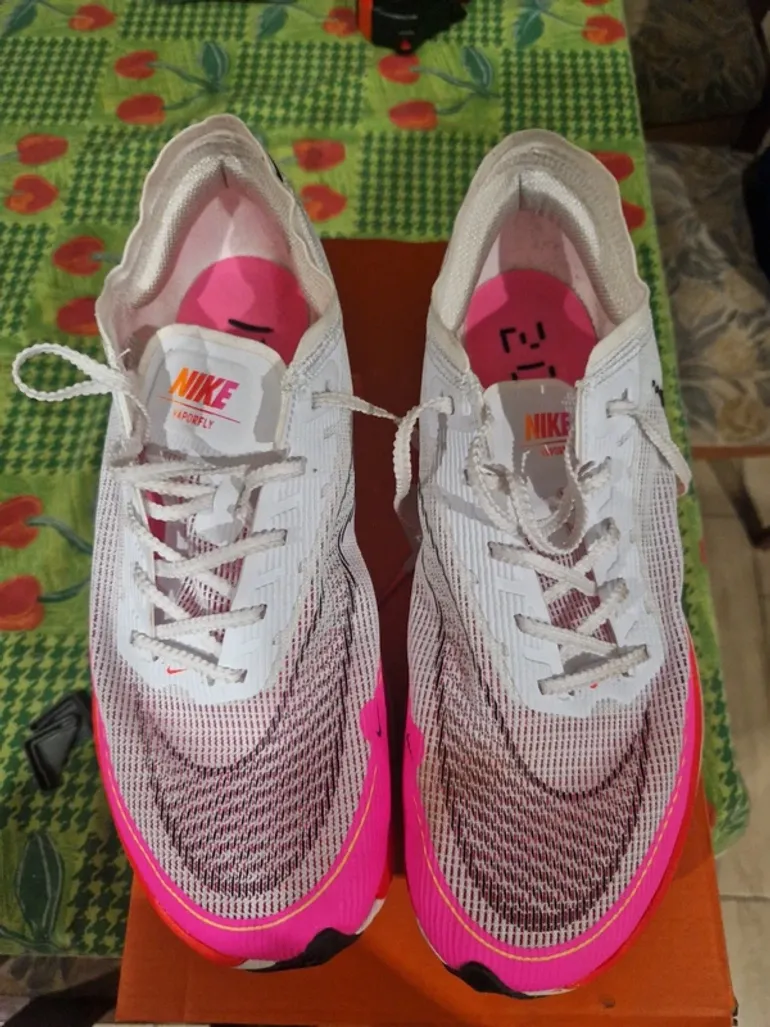 Used Nike ZoomX Vaporfly Next% 2 bike — image 7 of 7