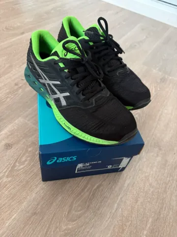 Used Asics Fuze Gel bike — image 1 of 3