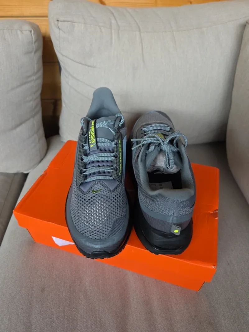 Brugt Pegasus Premium Air Zoom Running Shoes