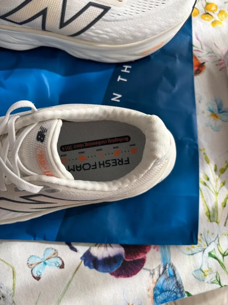 Gebrauchtes New Balance Fresh Foam 1080 bike — Bild 5 von 5