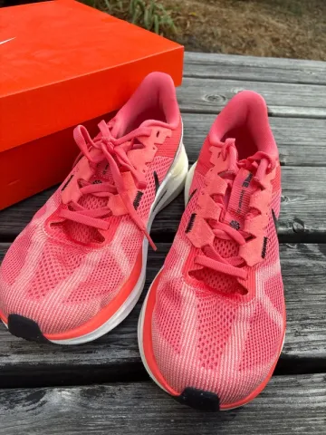 Brugt Nike Running Shoes bike — billede 4 af 5