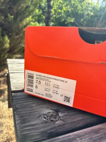 Brugt Nike Running Shoes bike — billede 2 af 5