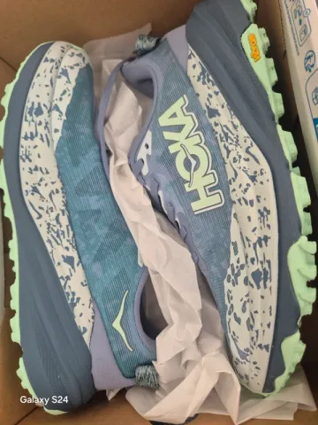 Used Hoka Speedgoat 6 bike — image 1 of 10