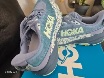 Used Hoka Speedgoat 6 bike — image 3 of 10