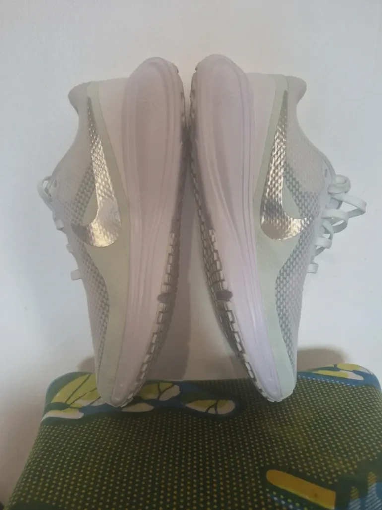 Used Nike Revolution 6 Next Nature bike — image 3 of 6