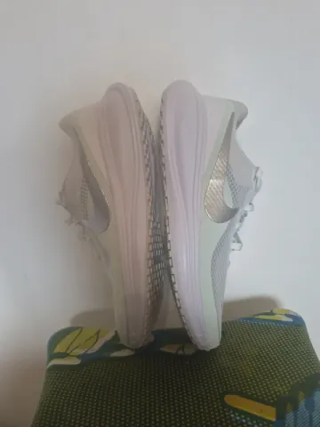 Used Nike Revolution 6 Next Nature bike — image 4 of 6