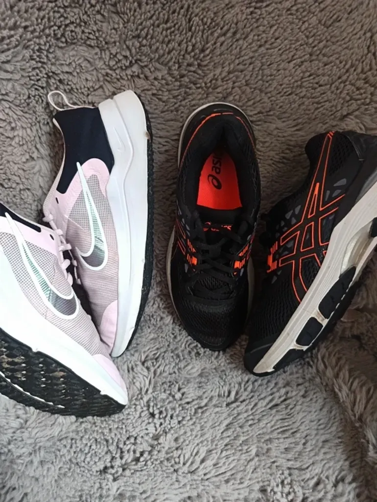 Tweedehands Asics Nike Running Shoes bike — afbeelding 3 van 15