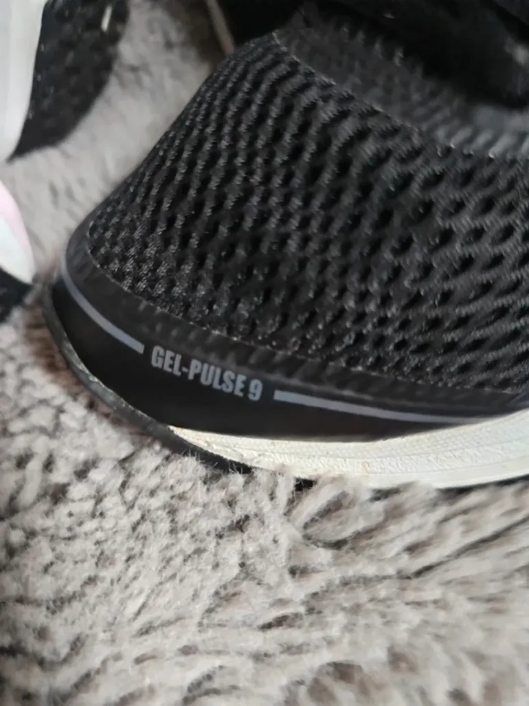 Tweedehands Asics Nike Running Shoes bike — afbeelding 11 van 15