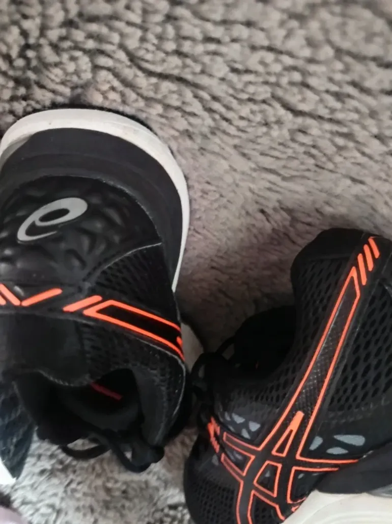 Tweedehands Asics Nike Running Shoes bike — afbeelding 10 van 15