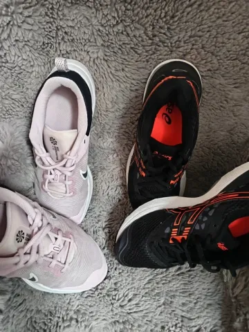 Tweedehands Asics Nike Running Shoes bike — afbeelding 2 van 15