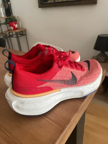Used Nike Invincible Run 3 bike — image 1 of 6