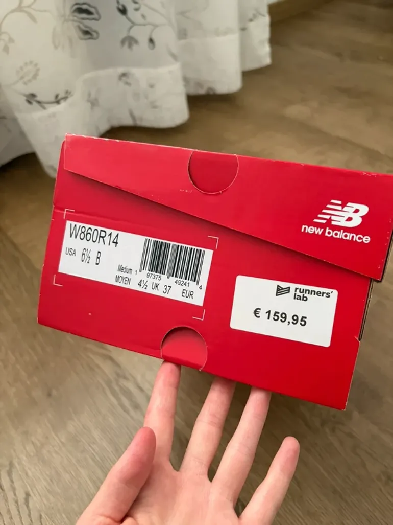 Used New Balance 860 V14 bike — image 7 of 7