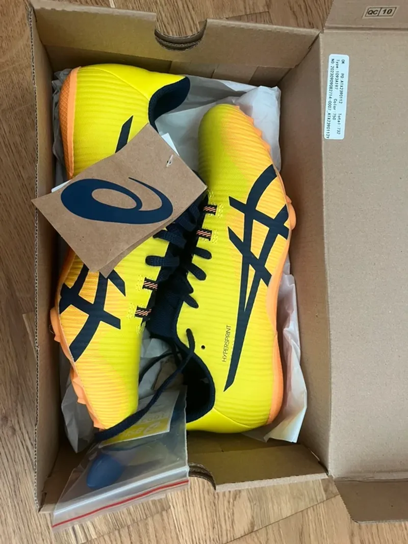 Used Asics Track Spikes Running Shoes