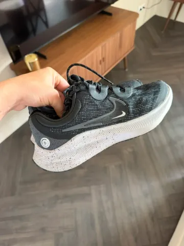 Used Nike Hardloop schoenen bike — image 1 of 4