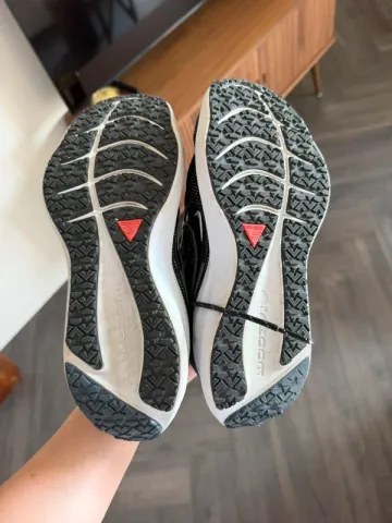 Used Nike Hardloop schoenen bike — image 2 of 4