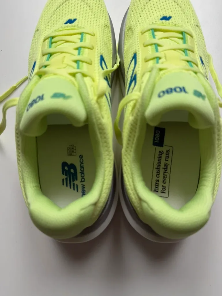 Used New Balance 1080 V15 bike — image 5 of 7