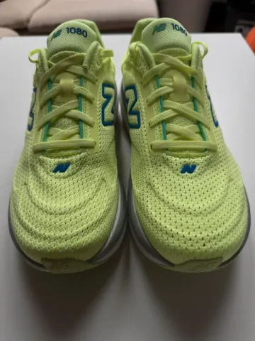 Used New Balance 1080 V15 bike — image 4 of 7