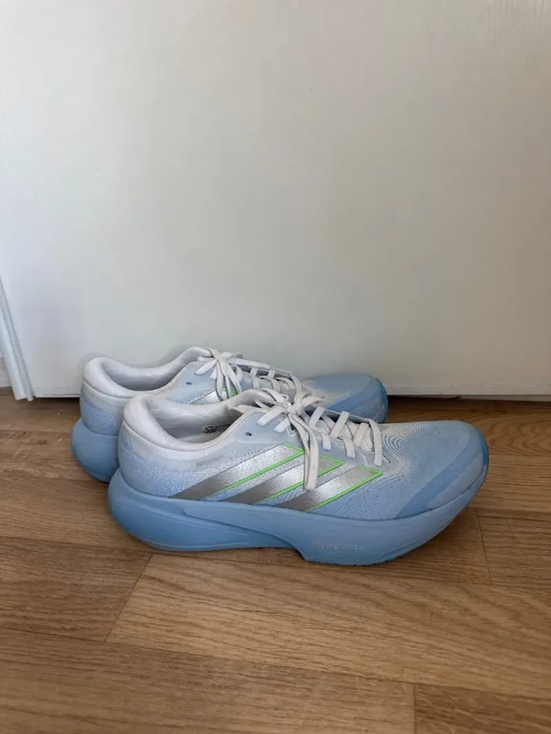 Used Supernova Rise 3 Running Shoes