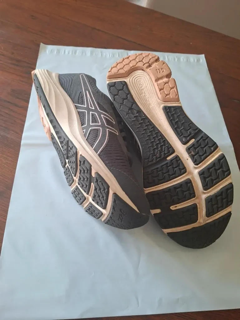 Used Asics GEL-Pulse 12 G-TX bike — image 3 of 6