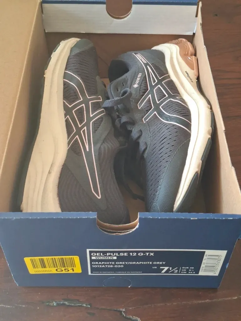 Used Asics GEL-Pulse 12 G-TX bike — image 5 of 6