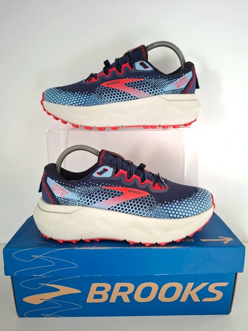 Used Brooks Caldera 6 Running Shoes