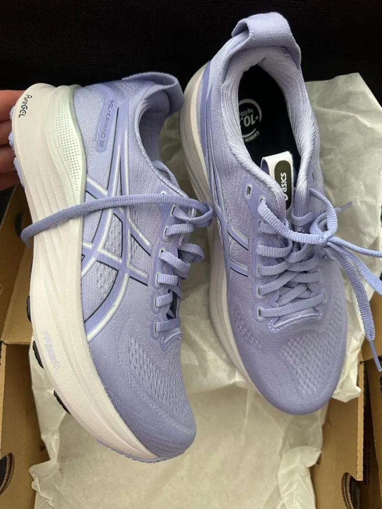Used Ideal Gel Kayano 32 bike — image 2 of 4