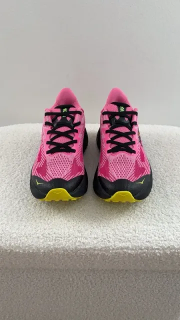 Used Hoka Challenger 8 bike — image 3 of 5