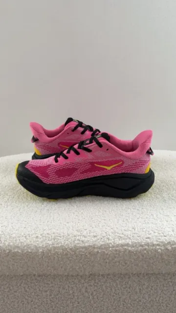 Used Hoka Challenger 8 bike — image 2 of 5