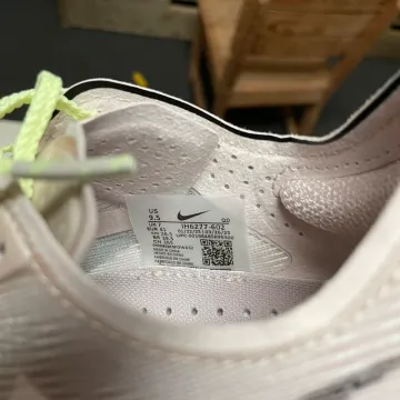Used 100% ZoomX Vaporfly Next% 4 bike — image 6 of 8