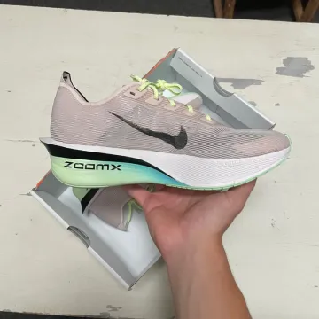 Used 100% ZoomX Vaporfly Next% 4 bike — image 3 of 8