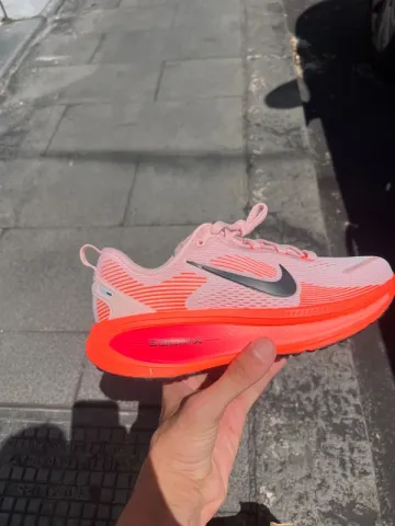 Brugt Nike Vomero 18 bike — billede 3 af 9