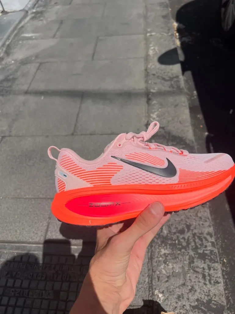 Brugt Nike Vomero 18 bike — billede 3 af 9