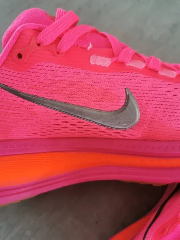 Käytetty Nike Vomero 18 bike — kuva 10 / 13