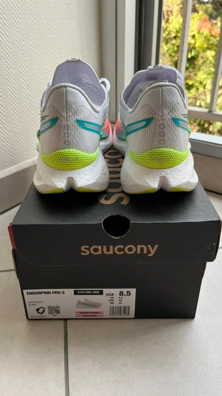 Used Saucony Endorphin Pro 5 bike — image 4 of 12