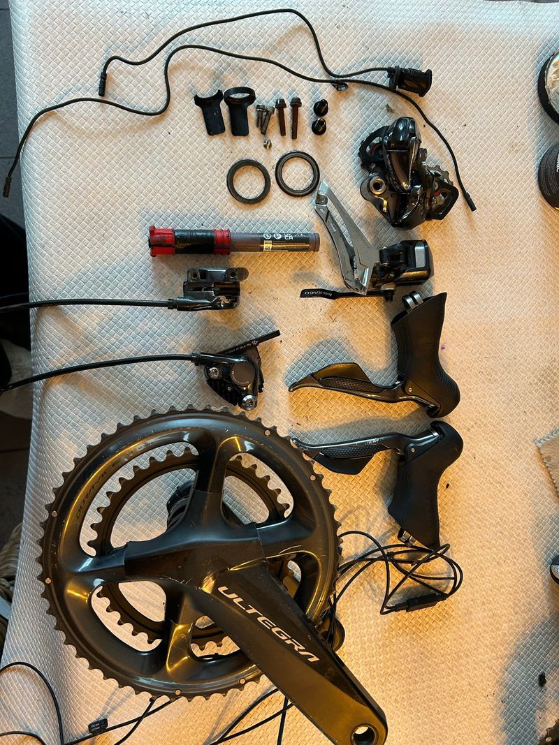 Used Shimano R8050 Groupset